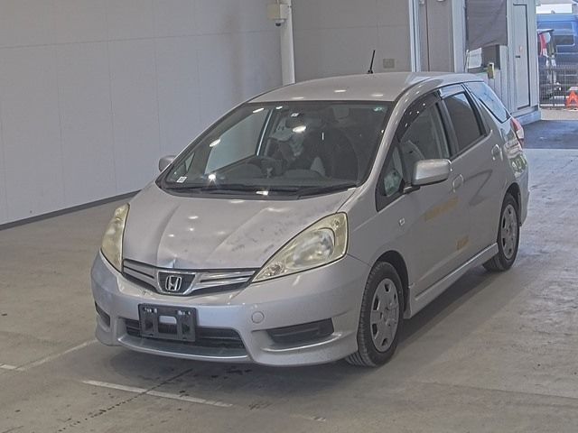 20383 HONDA FIT SHUTTLE GG7 2011 г. (ARAI Oyama VT)